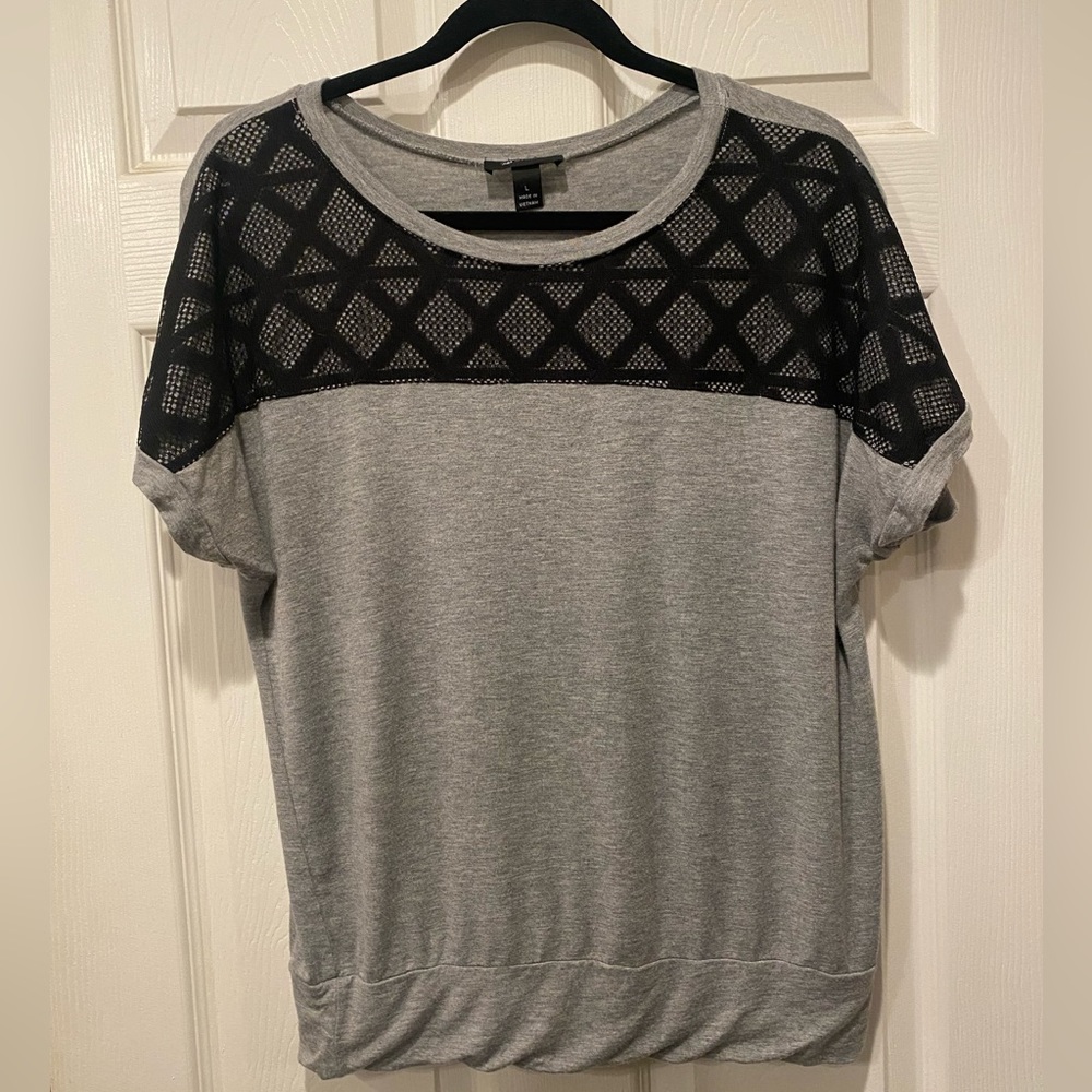 Lace detail top